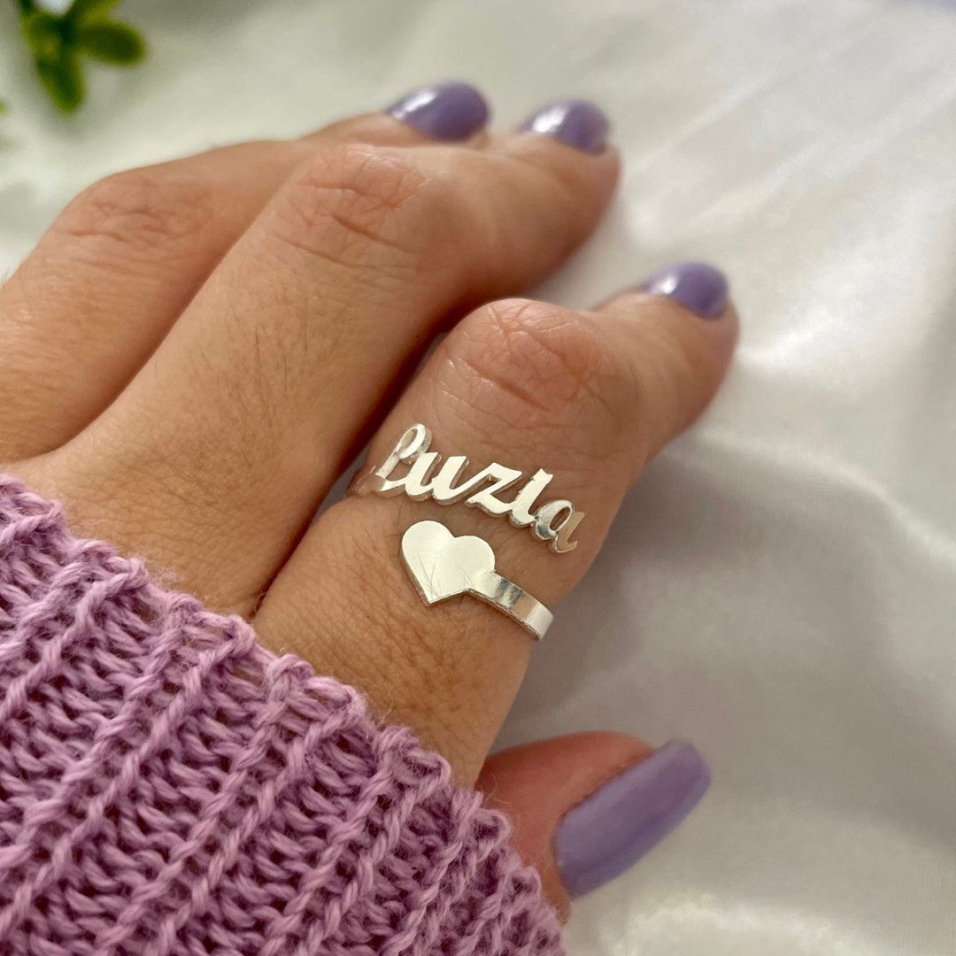 Anel Exclusivo com Nome - Um Toque Único de Amor