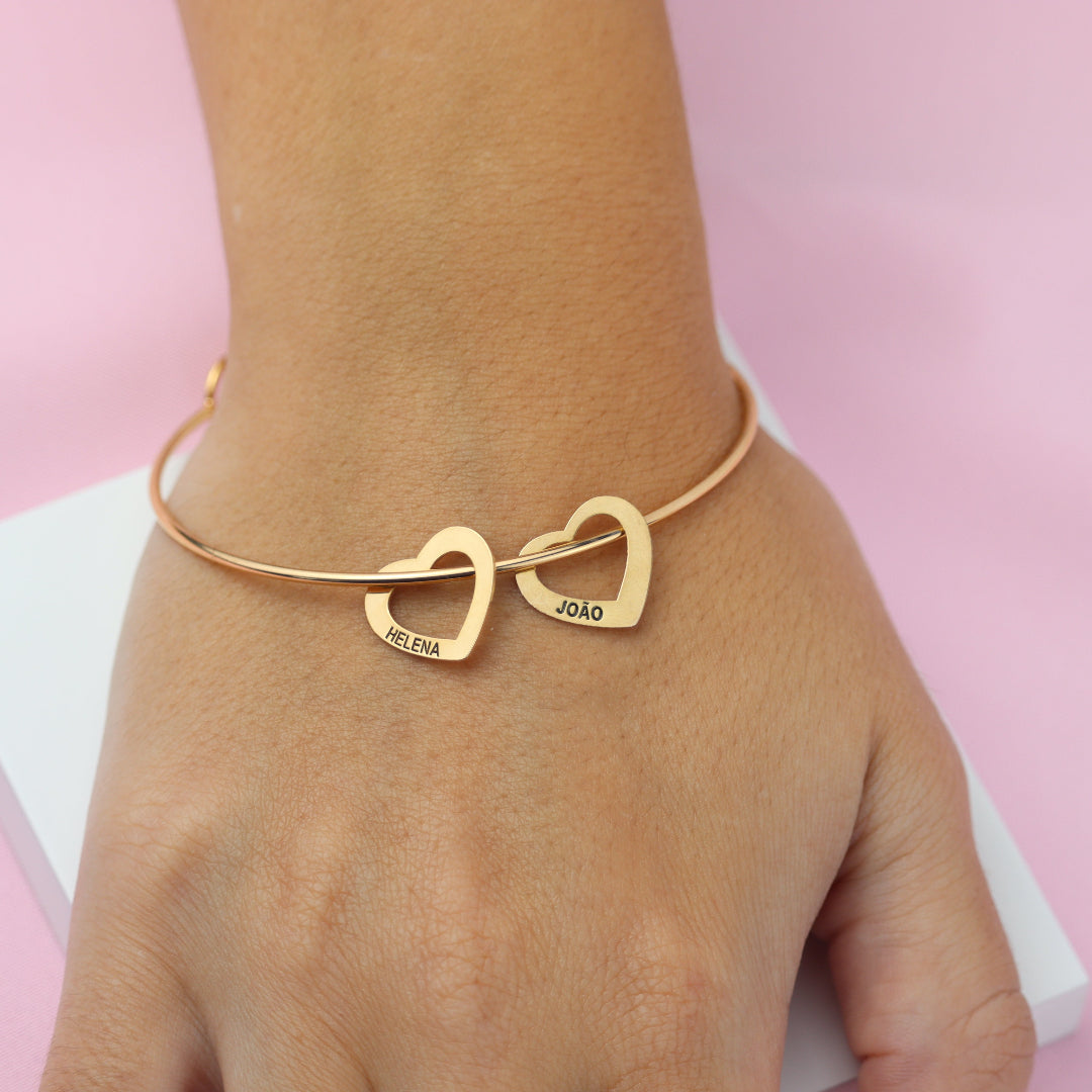 Bracelete de Coração Com Nomes - Gravação a Laser