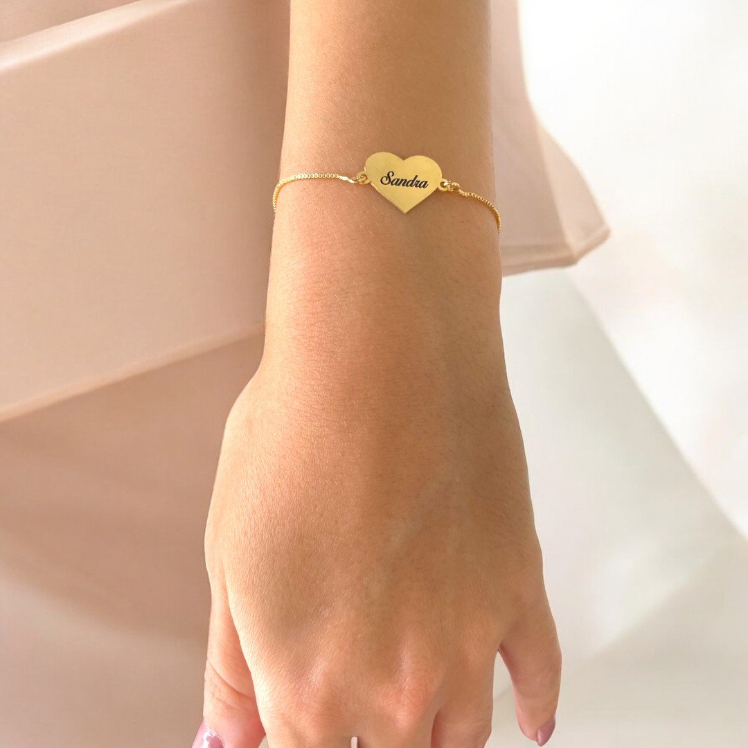 Pulseira de Coração Gravatinha com Nome