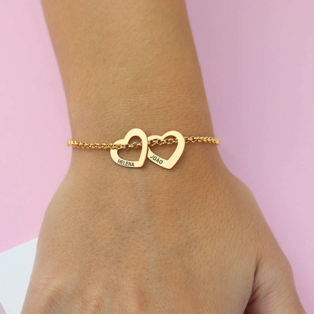 Pulseira de Coração Com Nomes - Gravação a Laser