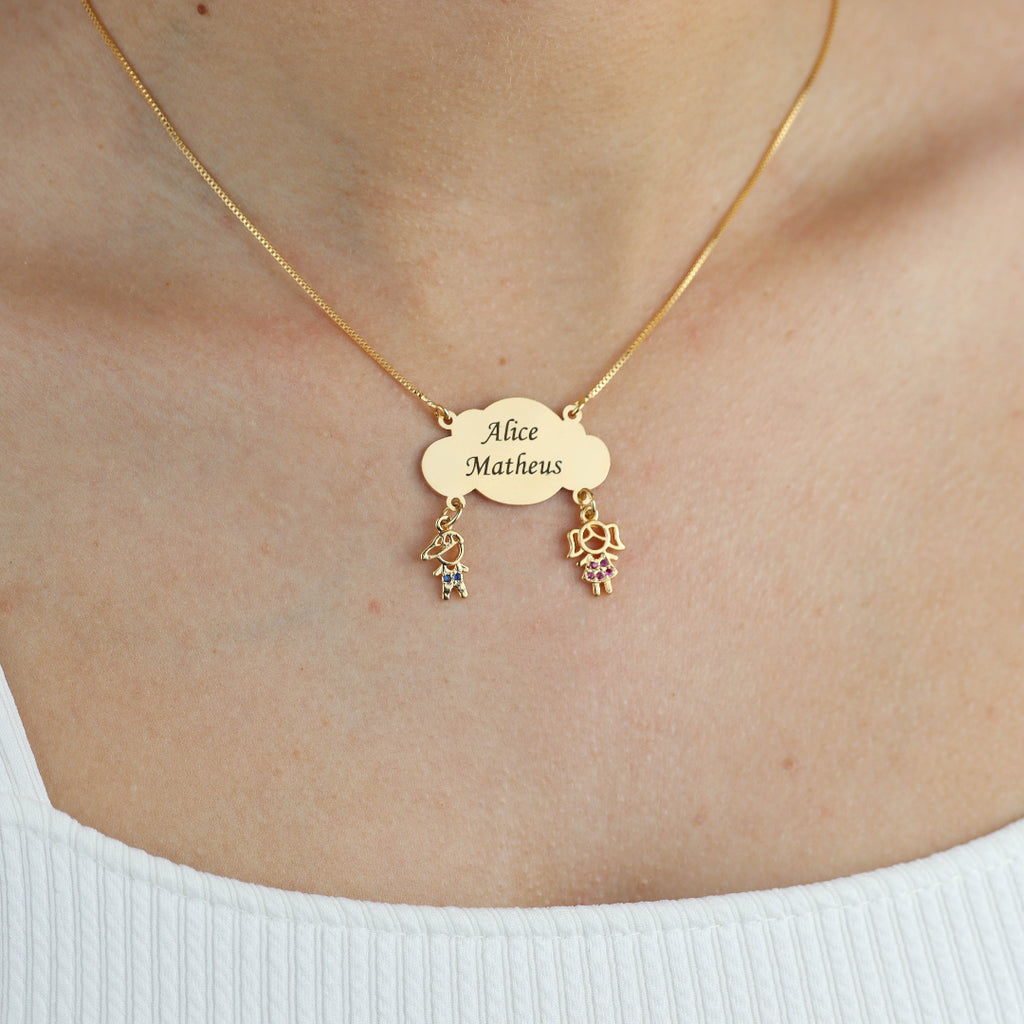 Colar Nuvem de Amor com Nomes