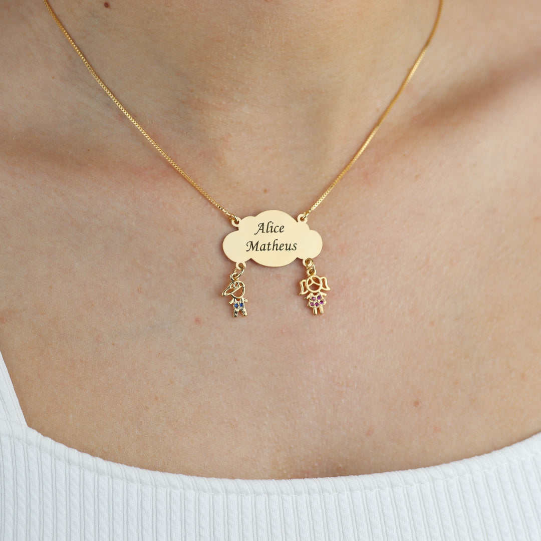 Colar Nuvem de Amor com Nomes