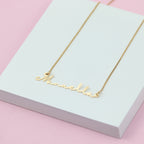 Colar Minimalista com Nome